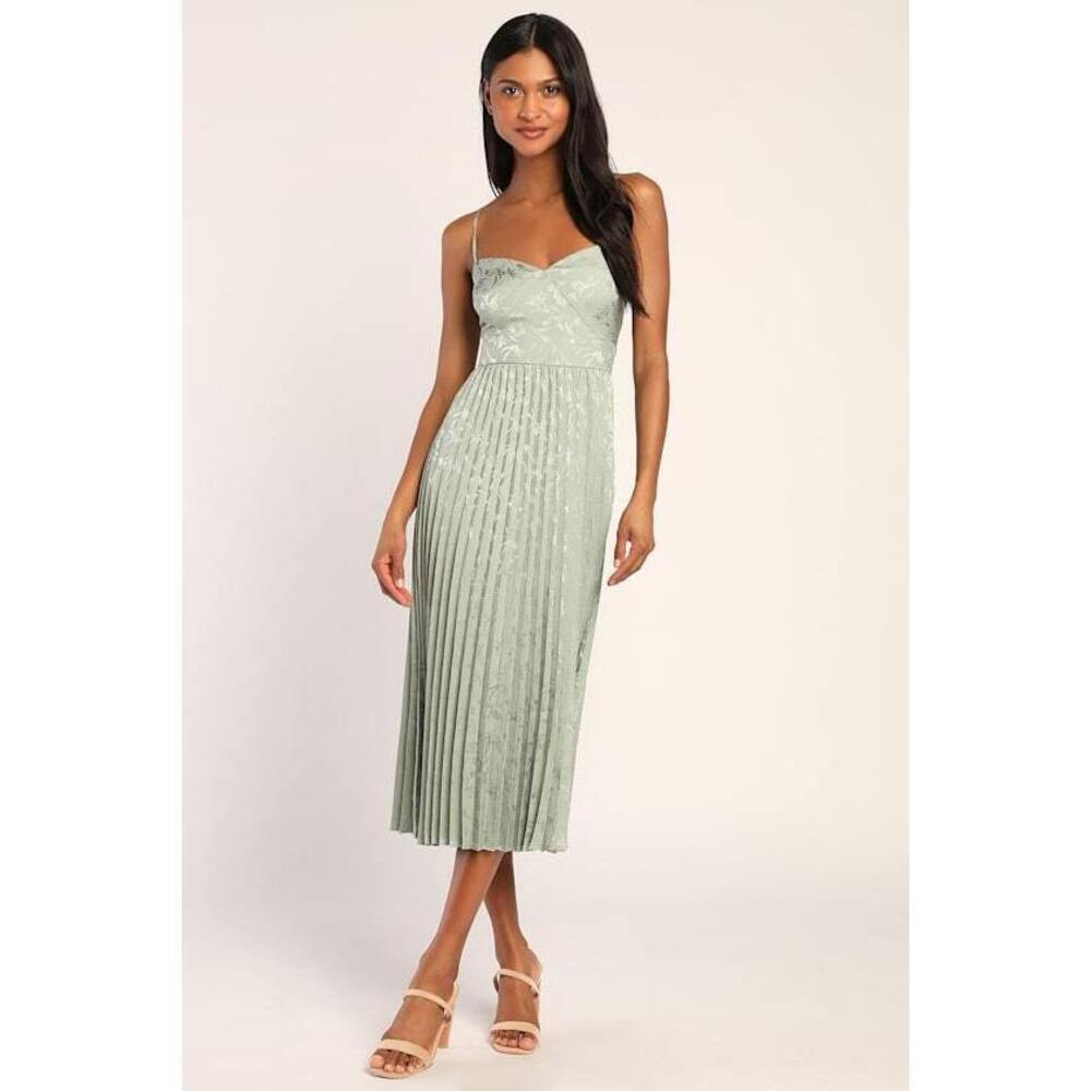 Lulus Regal Romance Sage Floral Jacquard Pleated Satin Midi Dress Green